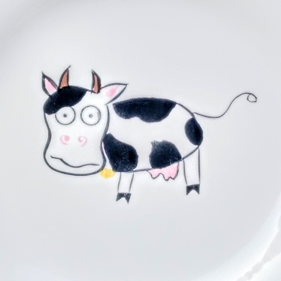 Gallery Tabletop 8.5 Inch Moo (6) Six  Plates - Picture 2 of 7